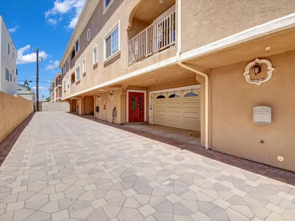 1617 W 208th St APT 2, Torrance, CA 90501
