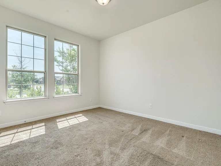 9921 Wynndel Trl — Photo 17