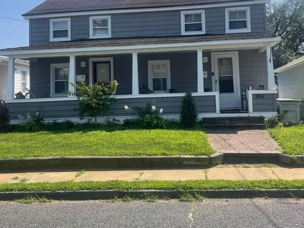 186 2nd Street, Keyport, NJ 07735
