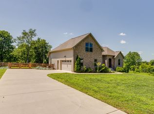 4663 E County Farm Rd, Springfield, TN 37172