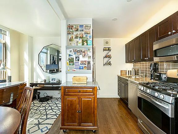 2nd image of 130 Bradhurst Ave #1202