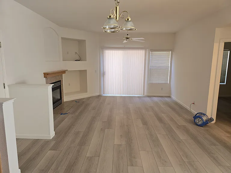 549 Cascade Dr — Photo 4