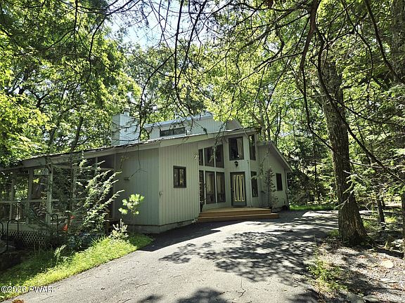 2nd image of 801 Tanager Ct