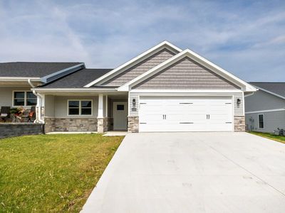1115 NW Clare Ct, Cascade, IA, 52033