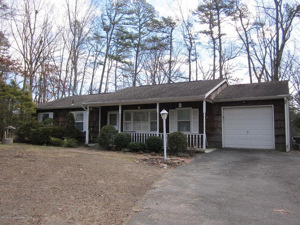 1st image of 85 Maplehurst Ave