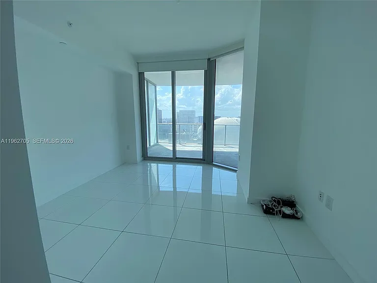 851 NE 1st Ave #1508 — Photo 11