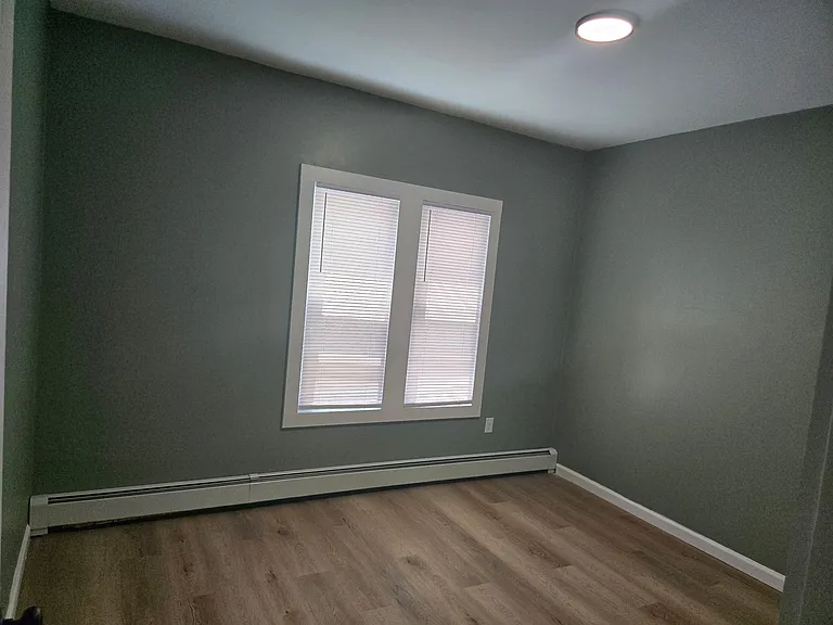 164 Grove St #1S — Photo 3