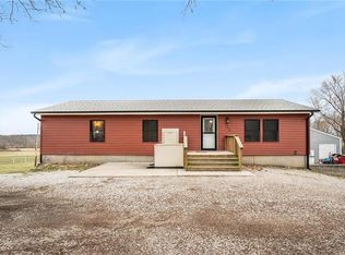 7323 S Hardsaw Rd, Oak Grove, MO 64075