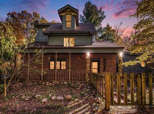 25700 Lakewood Dr, South Bend, IN 46628
