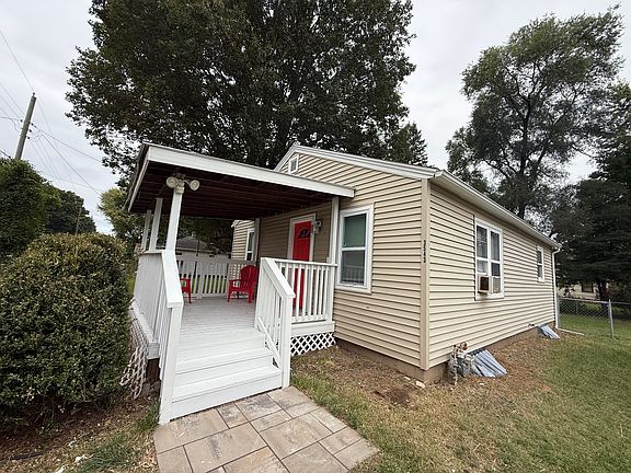 3rd image of 3543 Fieldtree Rd
