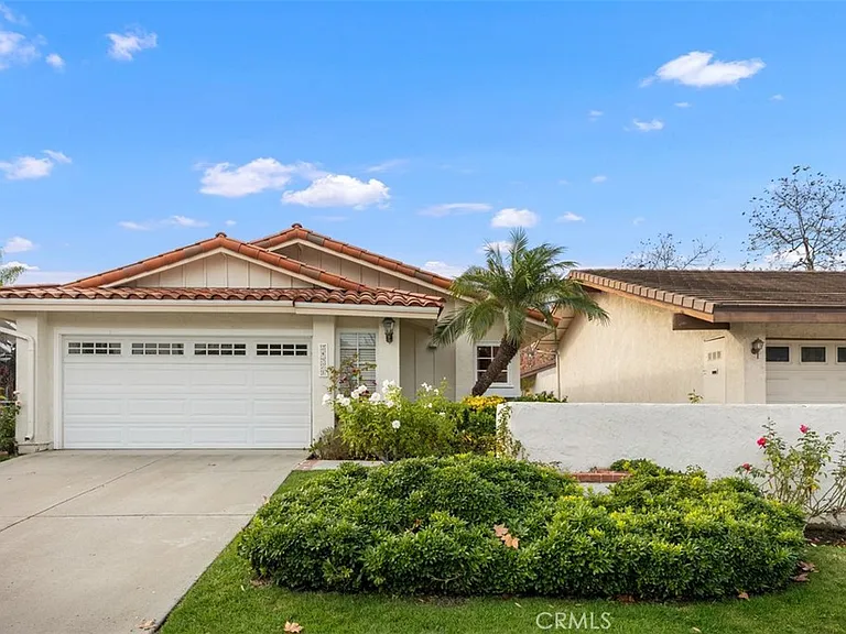 24971 Sunset Pl E — Photo 4