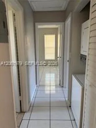 1440 SW 41st Ave #12 — Photo 4