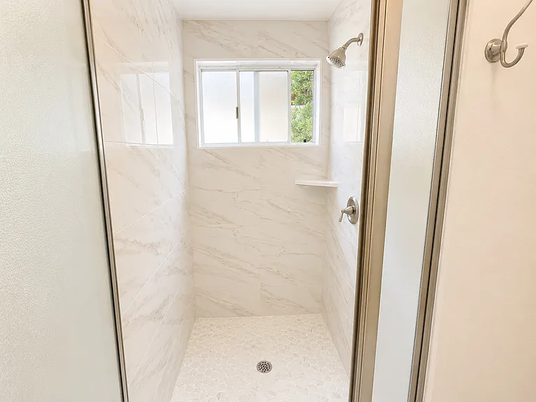 831 3rd St #101 — Photo 25
