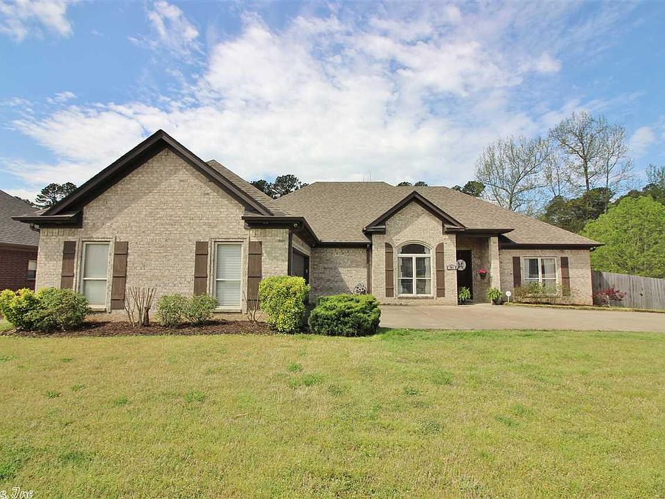 1st image of 3811 Graceful Oaks Dr