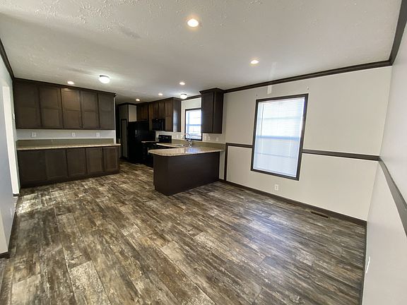 3rd image of 225 Pebble Creek Dr #268