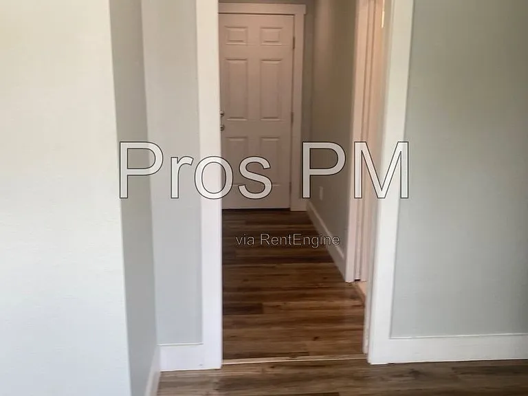106 Joyce Dr — Photo 18