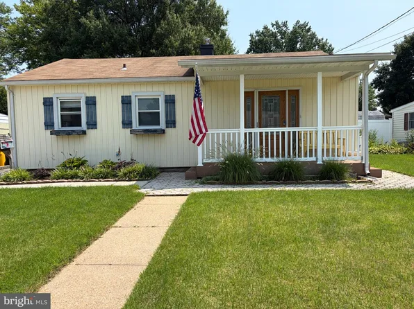 105 Garrett Rd, Glen Burnie, MD 21060