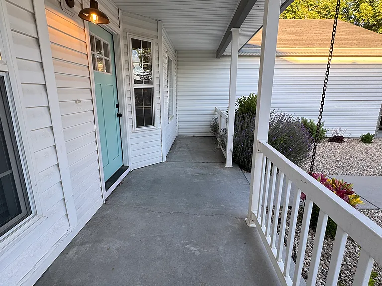 13332 W Broadleaf Ct — Photo 2