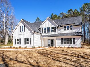 228 Murphey Ave, Barnesville, GA 30204