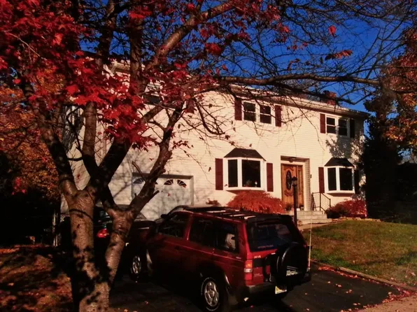 19 Enright Ave, Freehold, NJ 07728