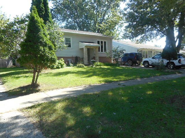 2nd image of 731 Lincoln Ave