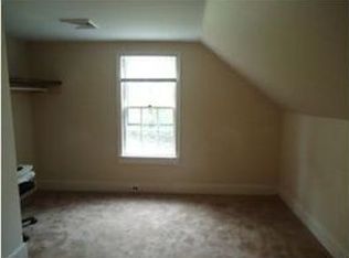 114 Mammoth Rd, Hooksett, NH 03106