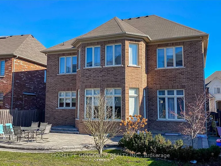 28 Stollery Pond Cres — Photo 32