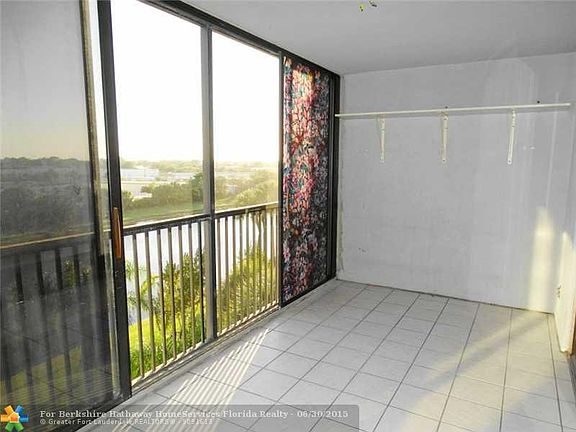 2nd image of 2200 S Cypress Bend Dr APT 503