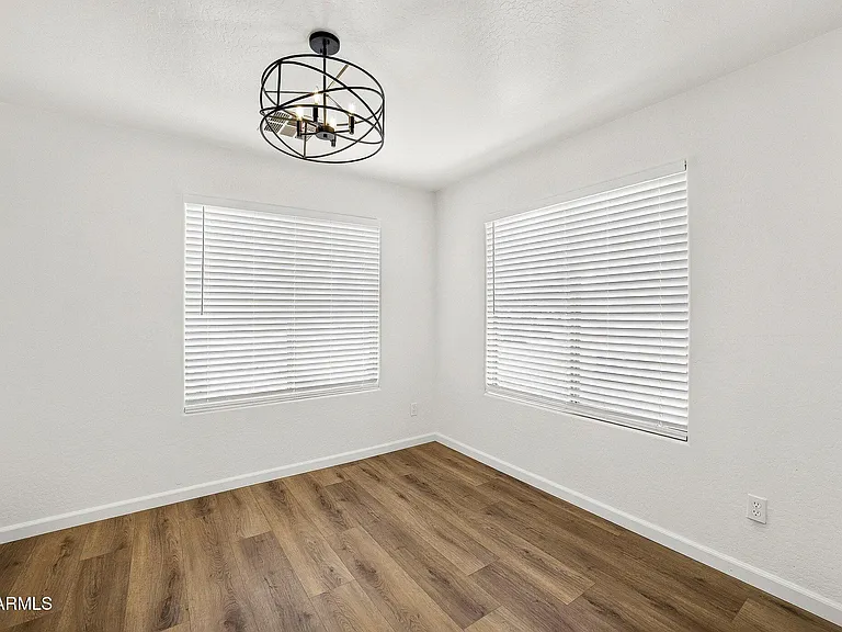 1582 E Leaf Rd — Photo 8