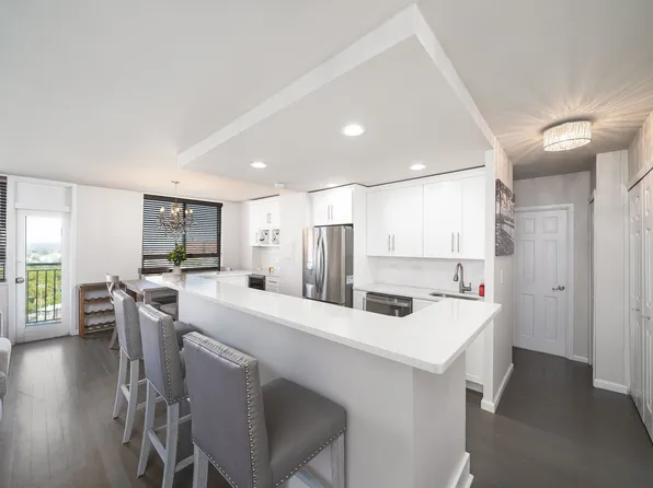 100 Manhattan Ave APT 1818, Union City, NJ 07087
