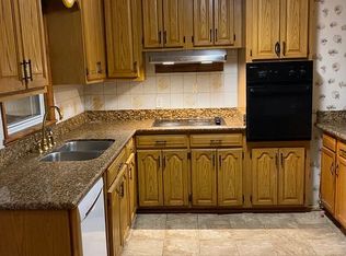 104 Dilts Dr, Newport News, VA 23608