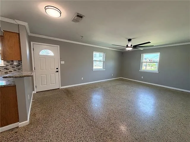 4400 Elba St — Photo 4