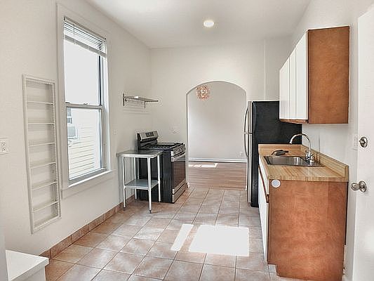 3rd image of 25-88 37th St #2