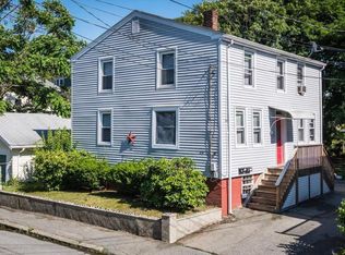 48 Cottage St, Bristol, RI 02809