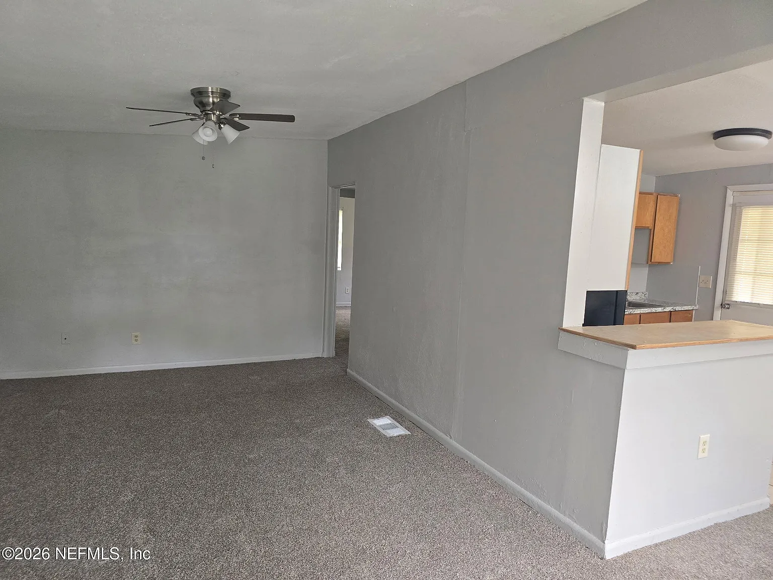 3 bed, 2.0 bath, 1140 sqft, $1,350 — Photo 4
