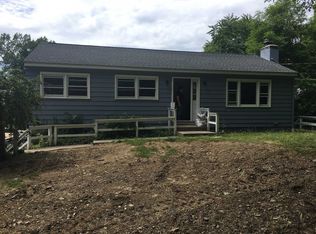 221 Pine Hill Rd, Pleasant Valley, NY 12569