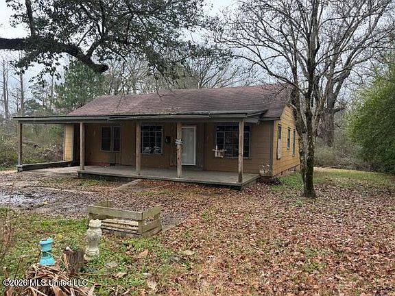 3rd image of 2161 W McDowell Rd