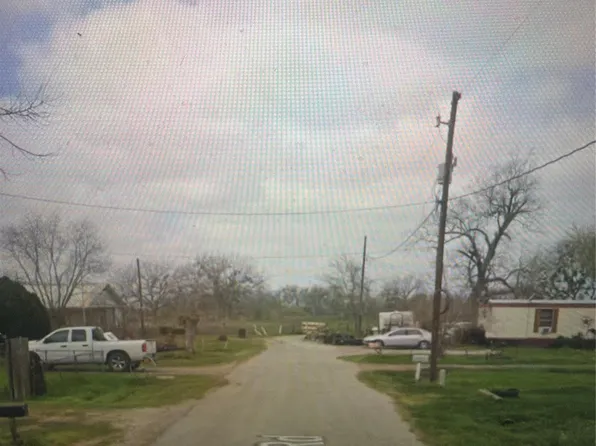 3221 Blackshear St, Wharton, TX 77488
