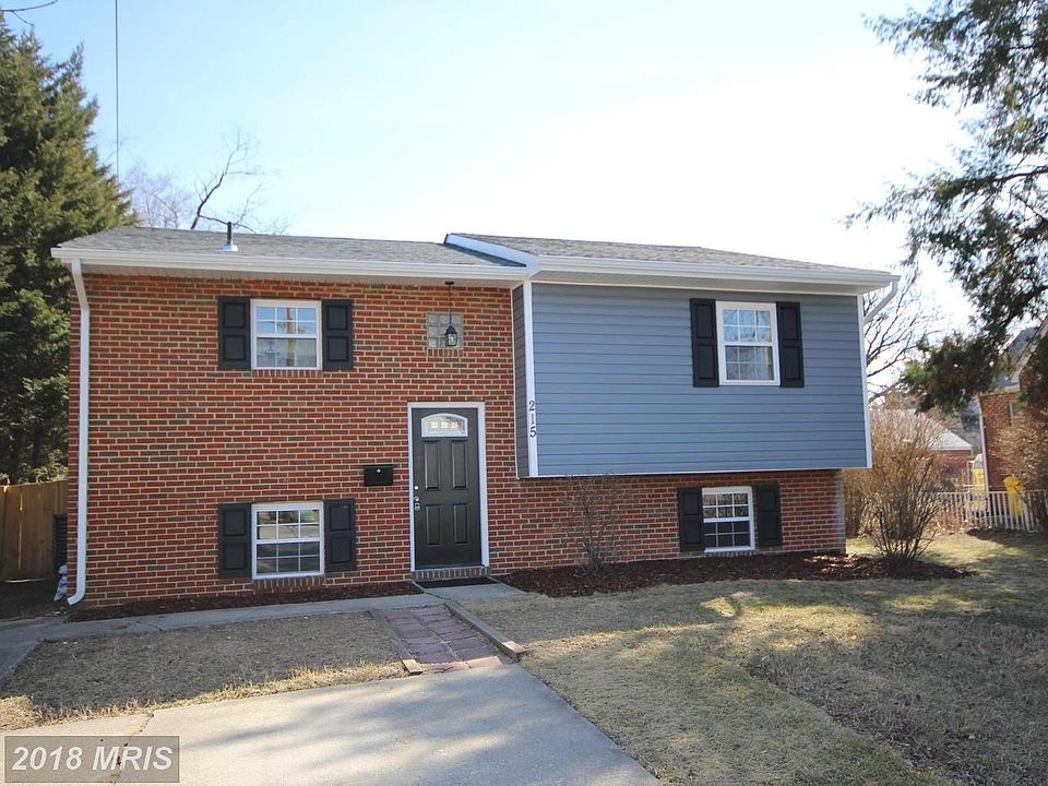 Brick front, new siding & roof