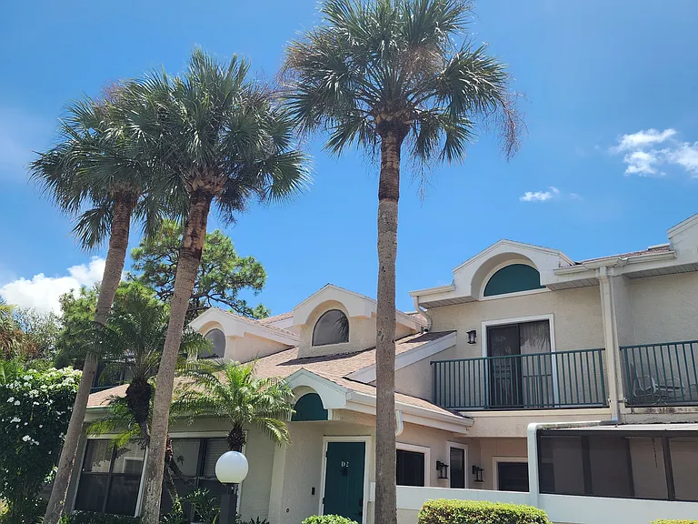 61 Emerald Woods Dr #D2 — Photo 42