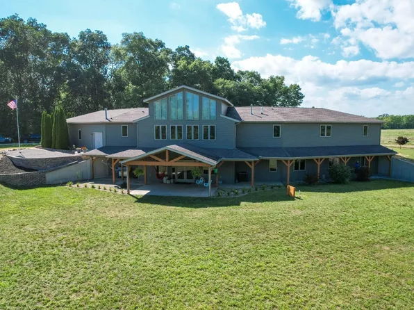 180 W 400 S, North Judson, IN 46366