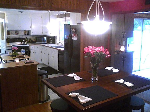 4th image of 25 Gifford Dr