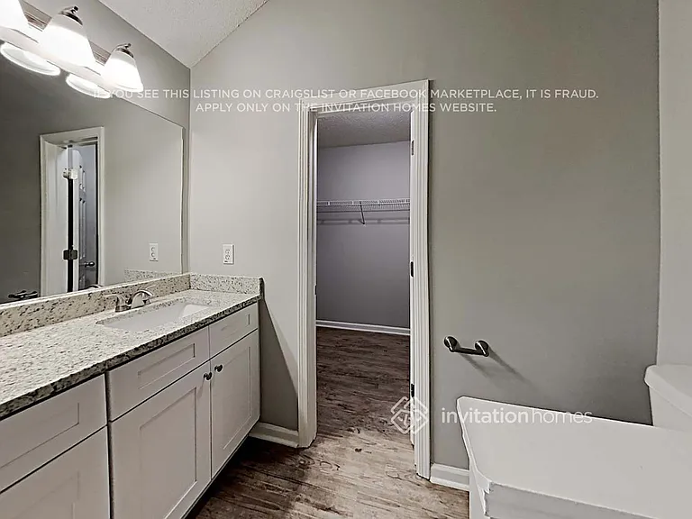 3913 Arabian Way — Photo 16