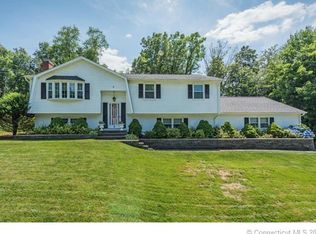 9 Skyline Dr, Meriden, CT 06451
