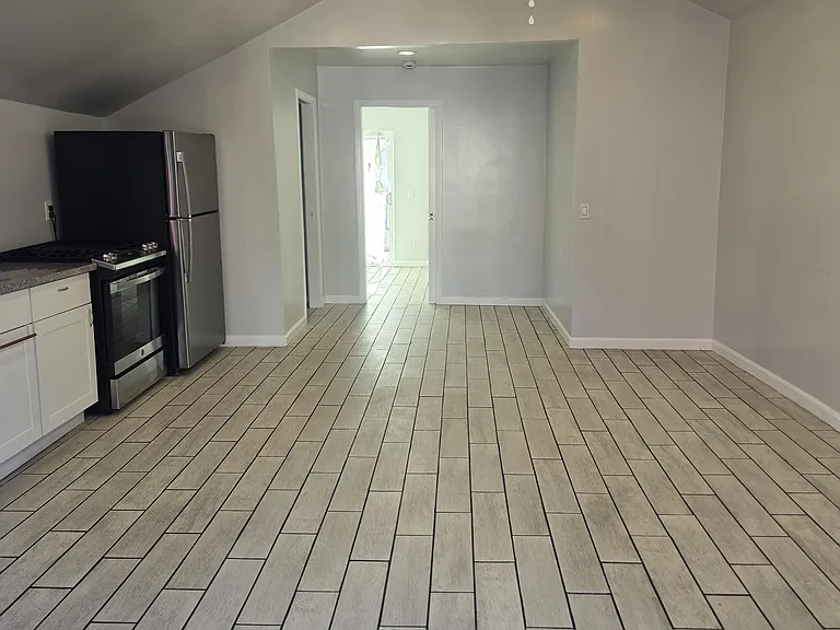 11245 Raymond Ave — Photo 13