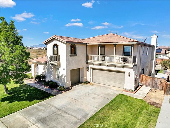 2nd image of 11906 Mesa Linda St