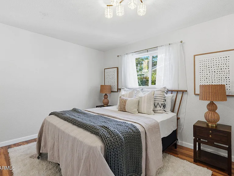 8725 E Coronado Rd — Photo 23