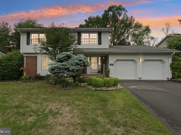 11 Moro Dr, Hamilton, NJ 08619