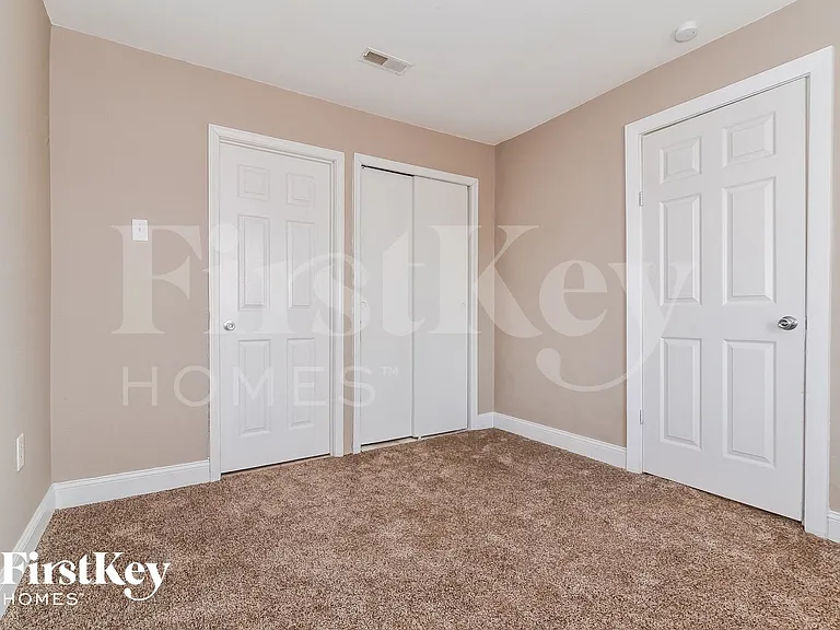 9 Charlotte Dr — Photo 9