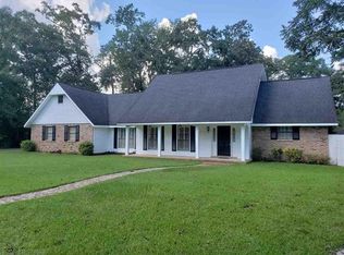 6 Robin Cir, Foley, AL 36535